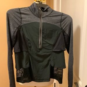 Lulu Lemon  size 4 rare ruffled light weight top so cute and unique! EUC. Black